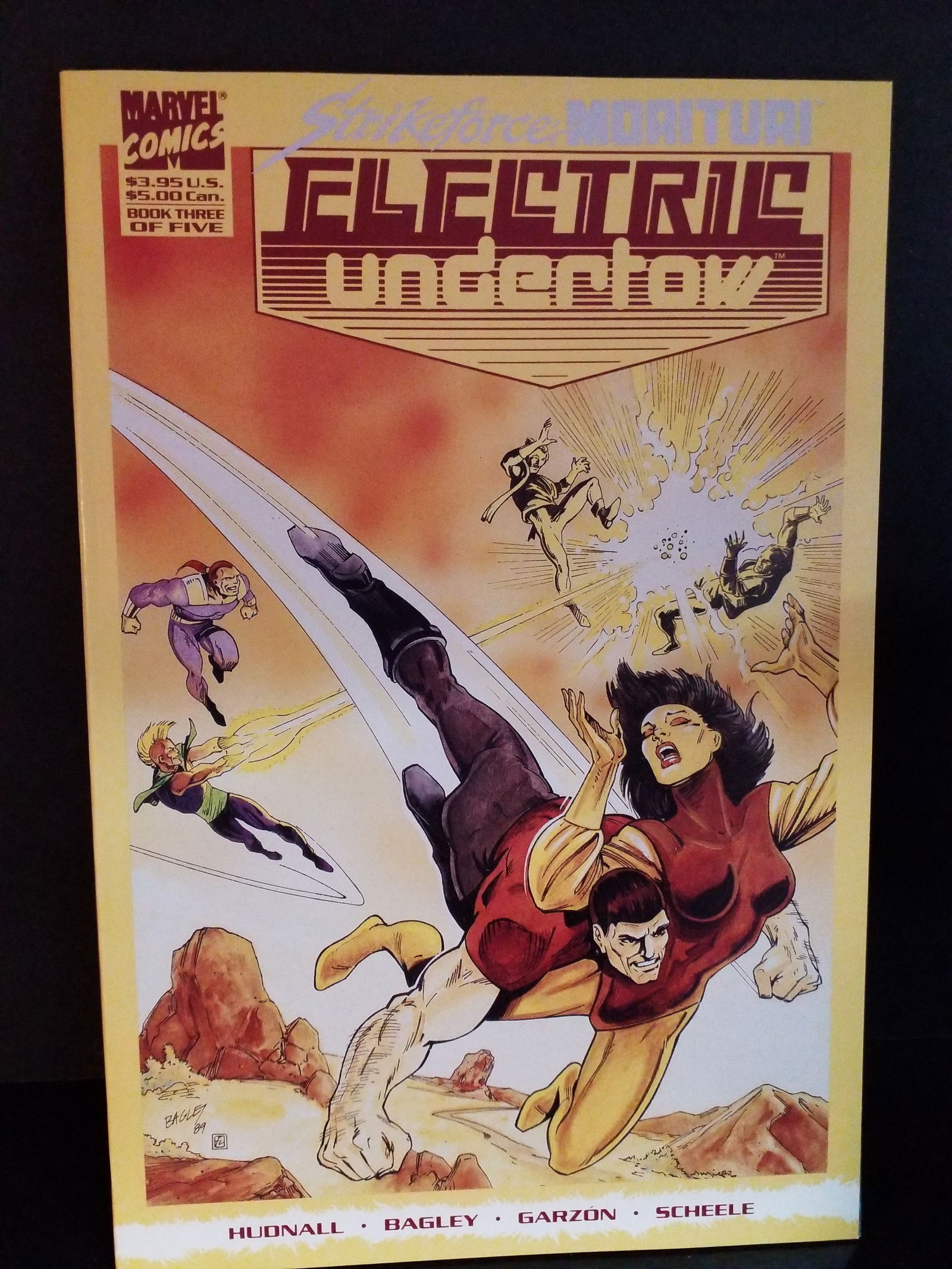 Strikeforce Morituri Electric Undertow #3 Marvel 1990 Mark Bagley VF+/ NM: A Higher Grade comic. Although we are not comic book graders the majority of the comic books in this sale are in exceptional condition. All Comics come bagged and boarded, Please view pictures. Comic