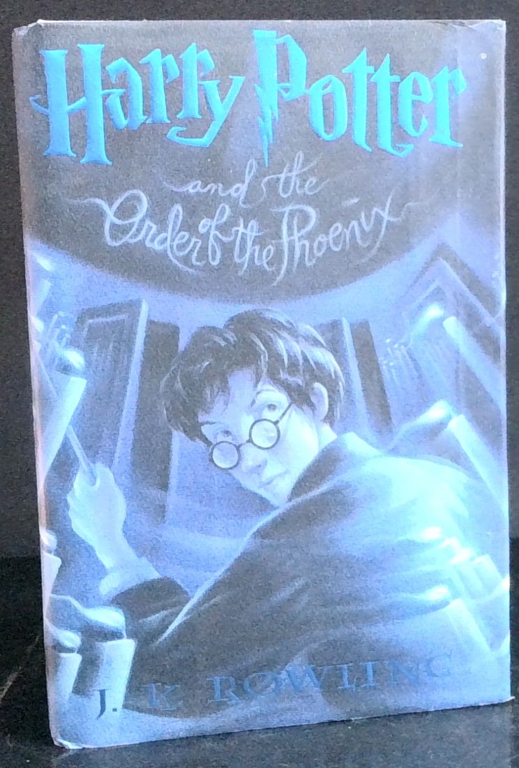 Harry Potter and The Order of the Phoenix Stated 1st US Edition in jacket J.K. Rowling VG+: In very good condition. Solid book, usual marks for age. Please view pictures below for content and condition details.