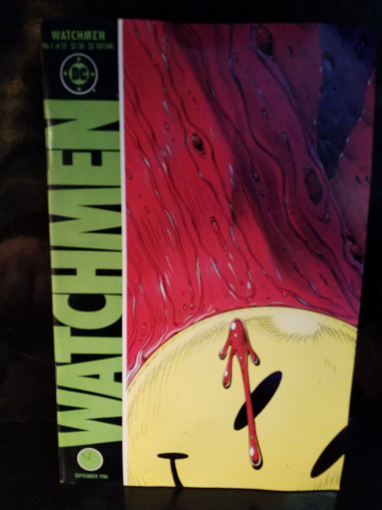 WATCHMEN #1 8.0 1ST APPEARANCE OF RORSHACH & DR. MANHATTAN DC COMICS 1986 VF+- NM: Adding Comics Daily to our current sale. A Higher Grade comic. Although we are not comic book graders the majority of the comic books in this sale are in exceptional condition. All Comics come bagged