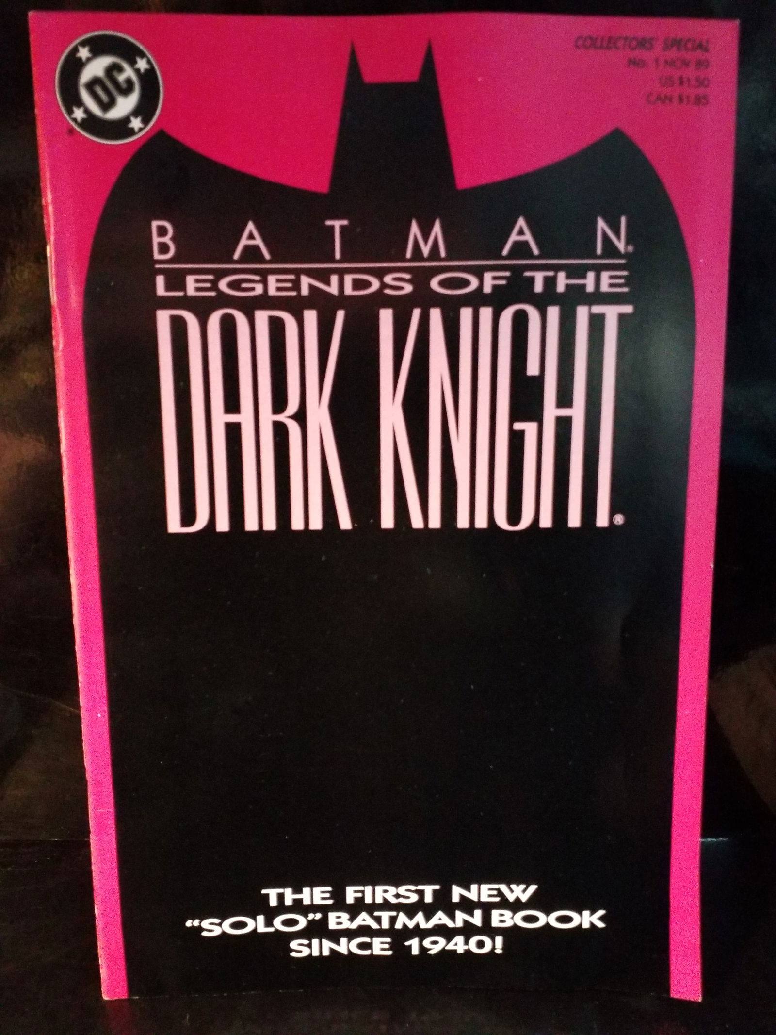 Bat Man Legends Of The Dark Knight 1 Red Cover VF+- NM: Adding Comics Daily to our current sale. A Higher Grade comic. Although we are not comic book graders the majority of the comic books in this sale are in exceptional condition. All Comics come bagged