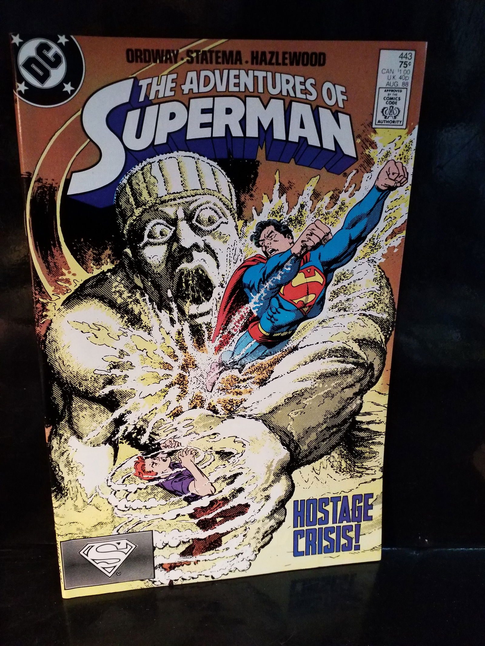 The Adventures of Superman #443 DC Comics August 1988 Hostage Crisis VF+/NM: Adding Comics Daily to our current sale. A Higher Grade comic. Although we are not comic book graders the majority of the comic books in this sale are in exceptional condition. All Comics come bagged