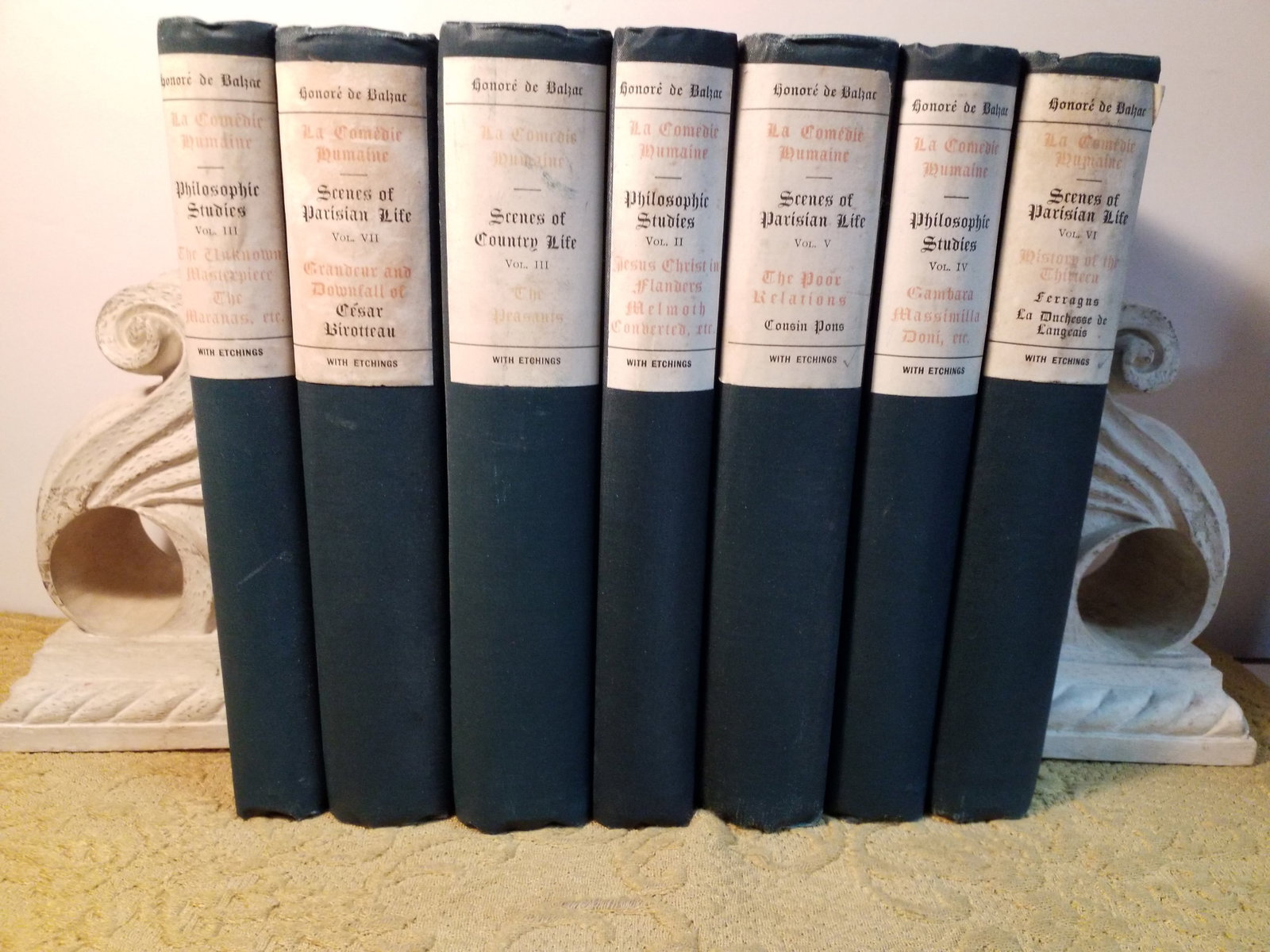 8 volumes of Honore De Balzac With Etchings and Frontis Nice Decor for your Den or Library (1 of 20)