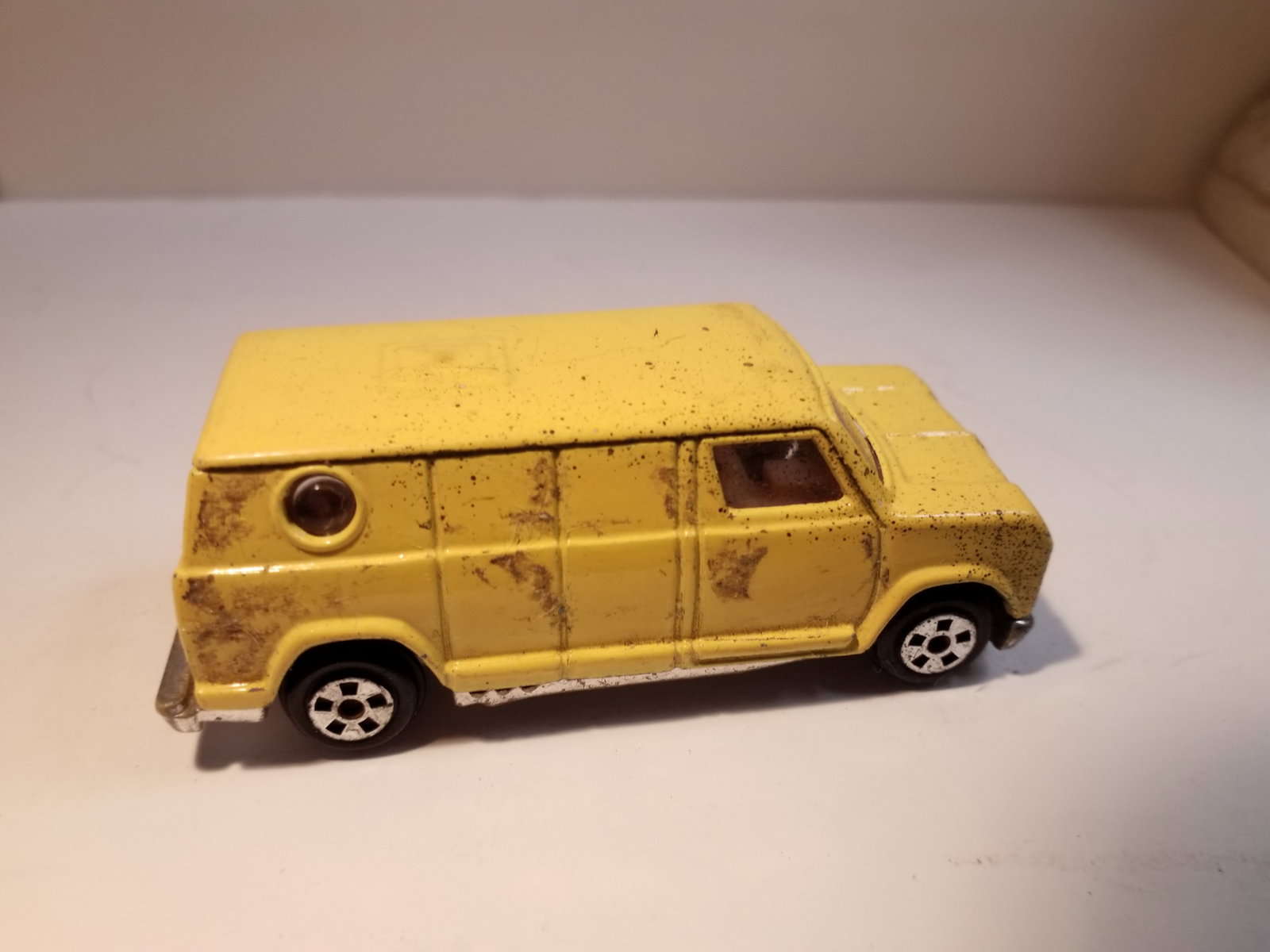 Vintage 1980s Yellow Die cast Van (1 of 3)