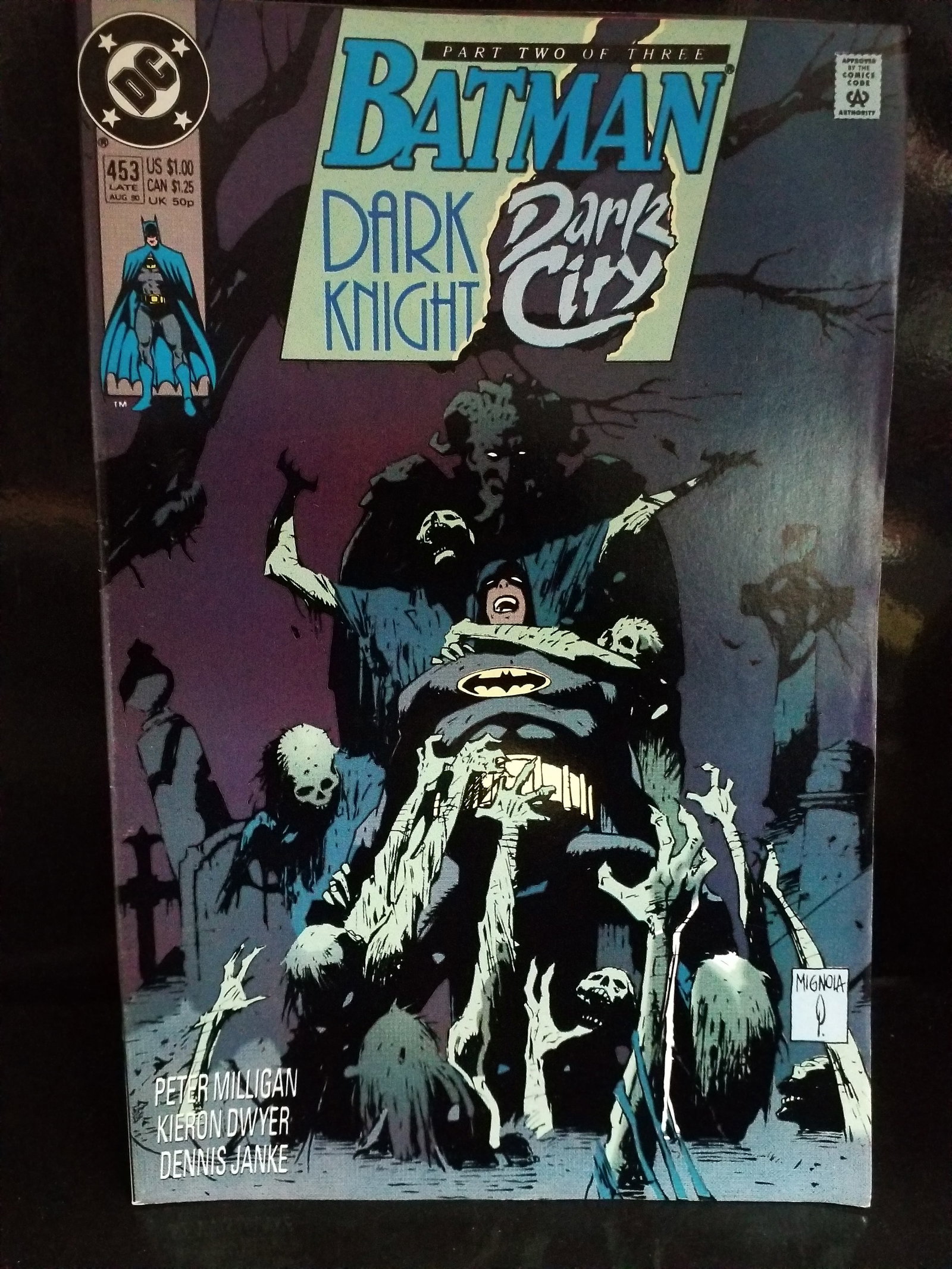 Batman #453 DC Comics 1990 Dark Knight Dark City part 2 MIKE MIGNOLA cover VF+-NM: Many Comic books being added, most of which are in Exceptional Condition. Many Grade worthy and higher grade. Please inspect pictures.