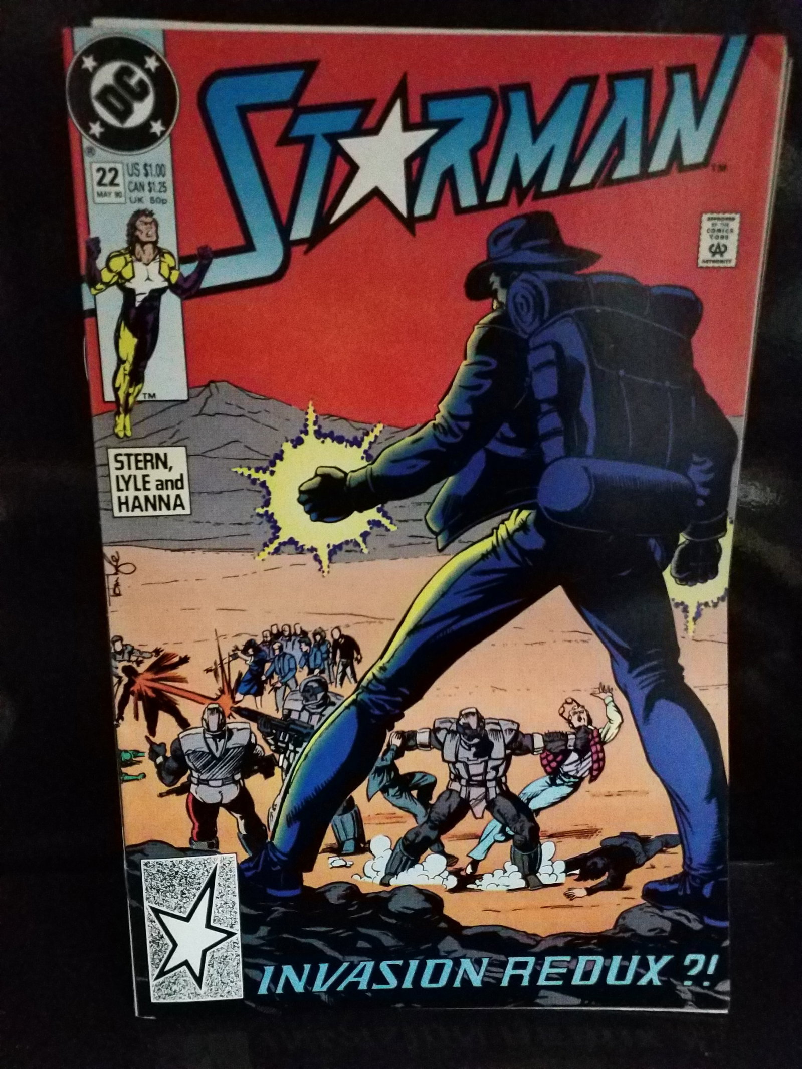 Starman #22 Vol. 1 1990 DC Comics Invasion Redux Comic Boo VF+ (1 of 2)