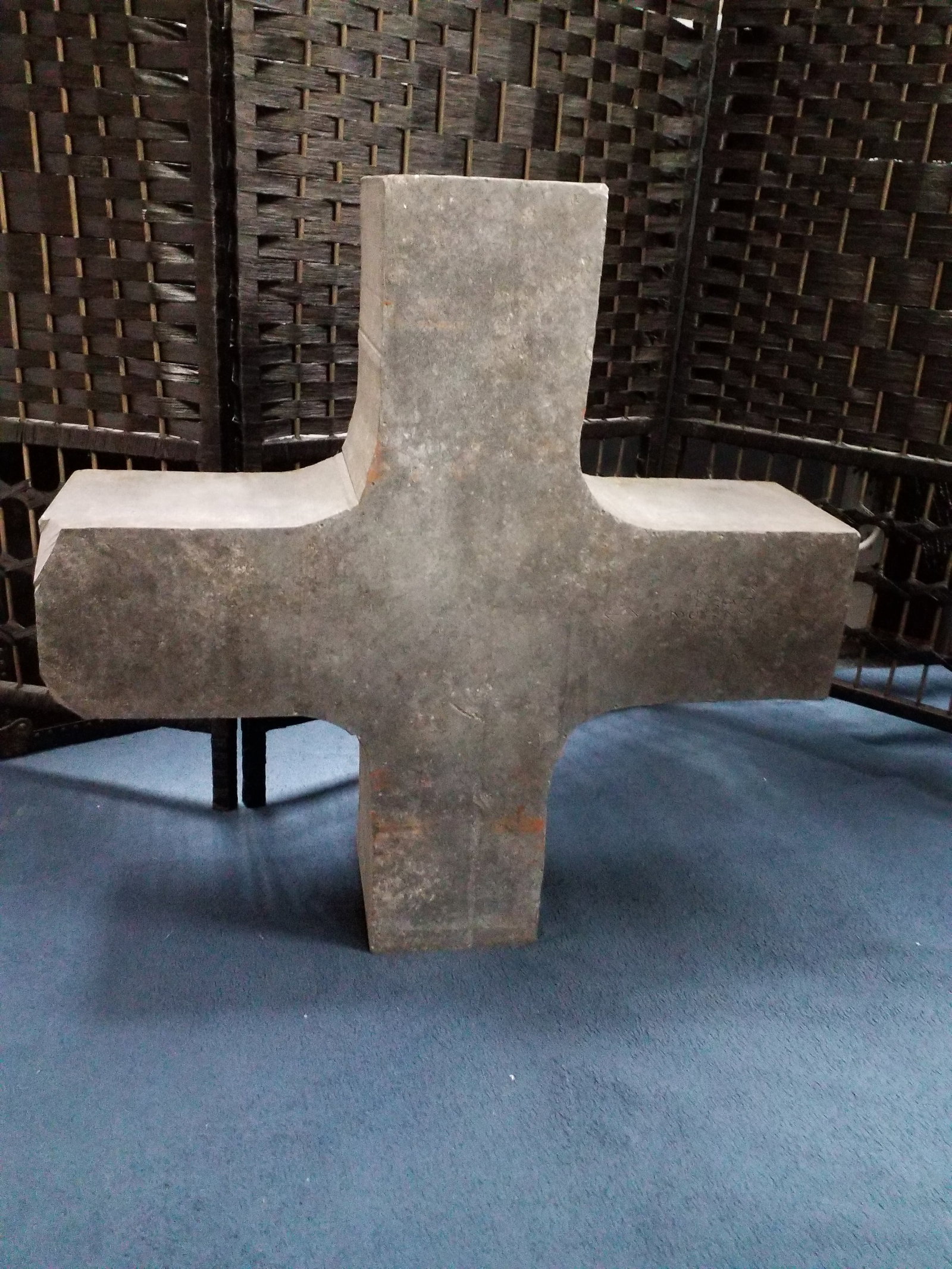 Vintage Titanium 1960,70s Four-blade main rotor hub (or "rotor star from Vintage Sikorsky Helicopter: Sold as a fantastic unique aerospace collectible. Great for your man cave or home decorative. Most definitely will be the talk of the evening with your gatherings. Looks like it from Outer space! High