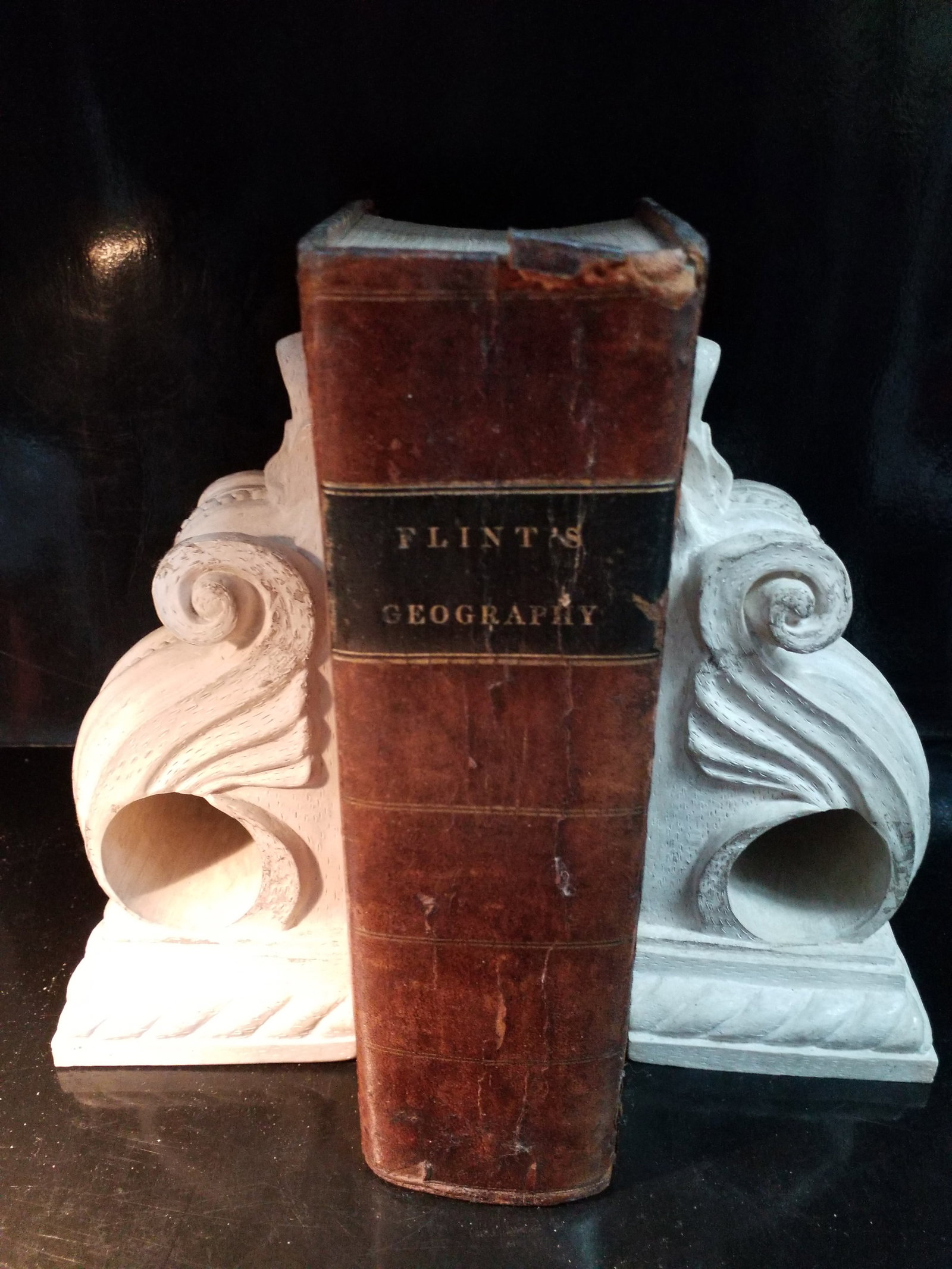 American Indian Geography ,History of the Western States , Mississippi Valley 1828 1st Timothy Flint: over 1,000 pages, bound in its Handsome original leather. This is an authentic first edition, first printing of Volume I of A Condensed Geography and History of the Western States, or the Mississippi 