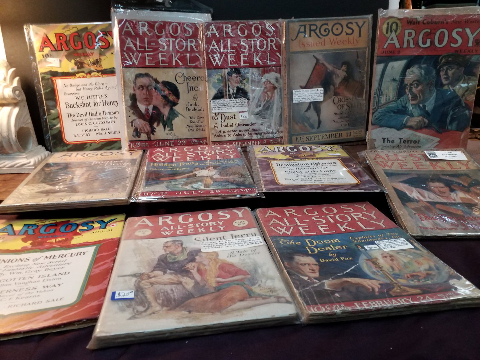 A Nice Lot of Original Golden Age Argosy Pulps 12 Pulps Romance detective Western etc. (1 of 14)