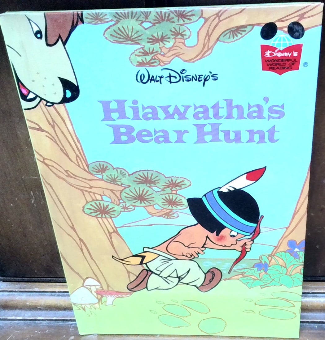 WALT DISNEY'S HIAWATHA'S BEAR HUNT 1982 WONDERFUL WORLD OF READING Hardcover NEW: New , Published by Grolier,. This book will make an excellent Gift.
