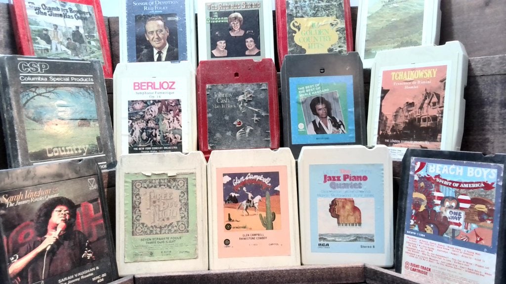 Assorted Vtg 8-Track Music Cartridges (1 of 6)