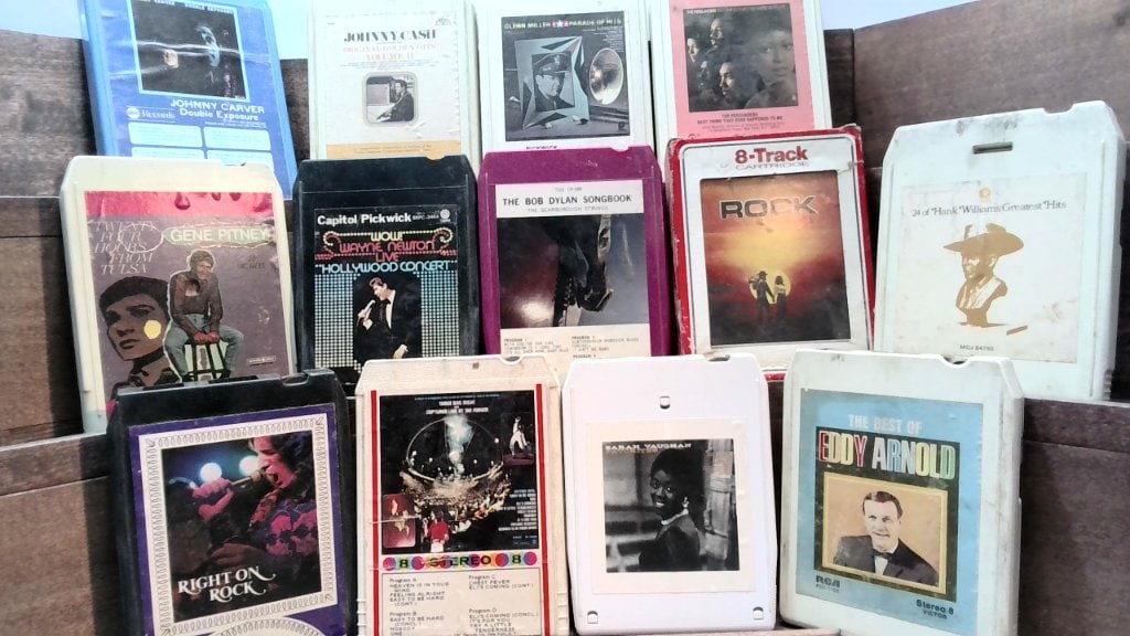 Assorted Vtg 8-Track Music Cartridges (1 of 10)