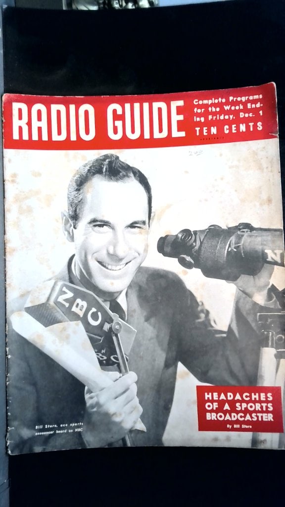 Vtg Radio Guide Magazine Dec 1 1939 (1 of 8)