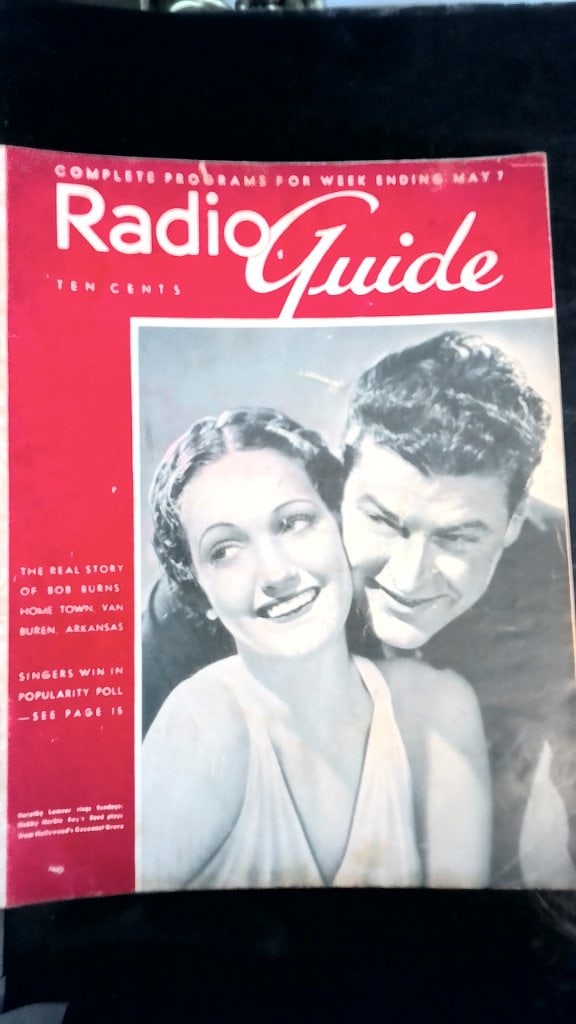Vtg Radio Guide Magazine May 7 1938: Vtg Radio Guide Magazine, Week Ending May 7, 1938, Featuring Dorothy Lamour, Bob Burns, Articles On Radio Personalities, Vtg Advertising, B&W Photos.
