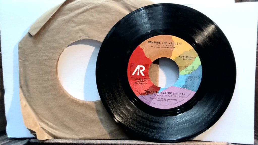 The Keith Textor Singers Vinyl Record: The Keith Textor Singers, Measure The Valleys / We're Together, Vinyl Record Album, AR Records, AR-7 100-500, Vtg.