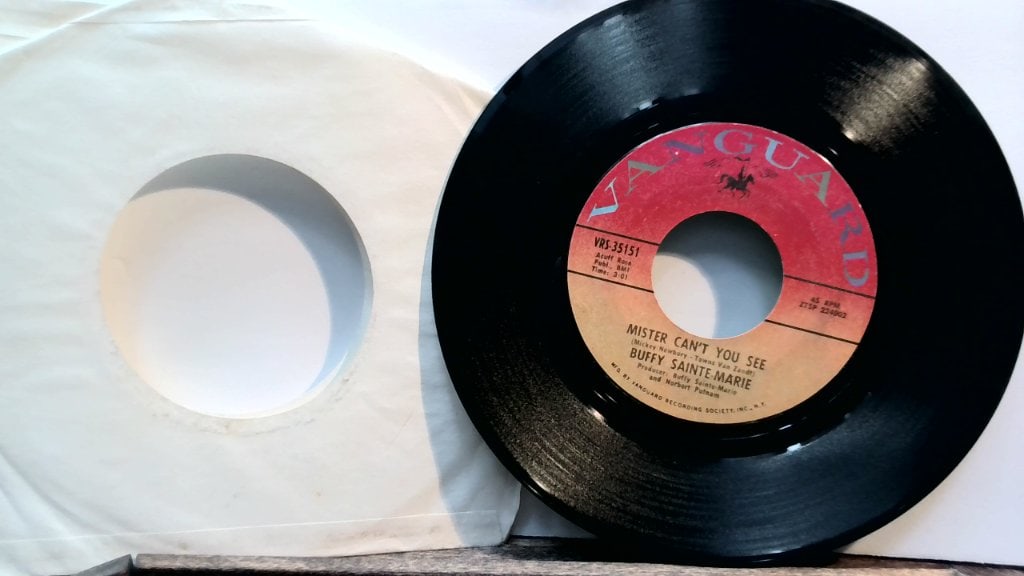 Buffy Sainte-Marie Vinyl 45 RPM: Buffy Sainte-Marie, Mister Can't You See, Vinyl Record Album, Vanguard, VRS-35151, Vtg 45 RPM.
