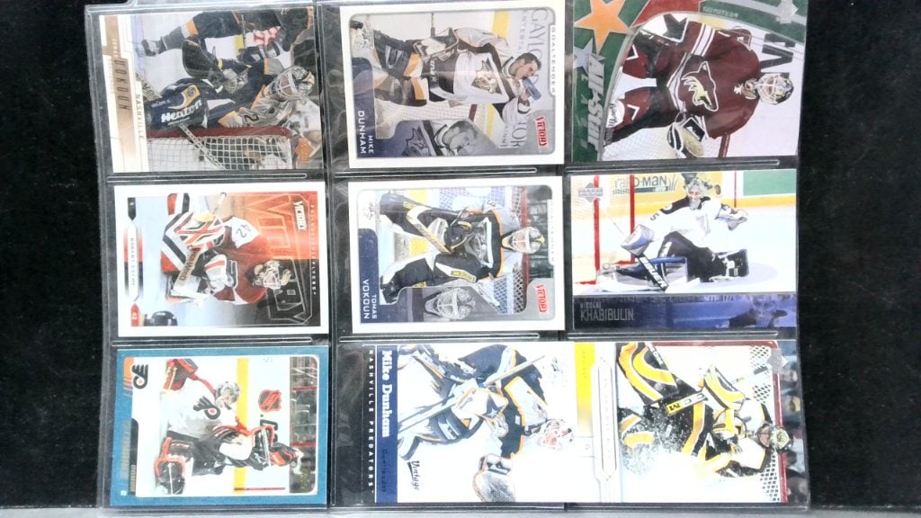 Vtg Hockey Trading Cards Assorted (1 of 3)