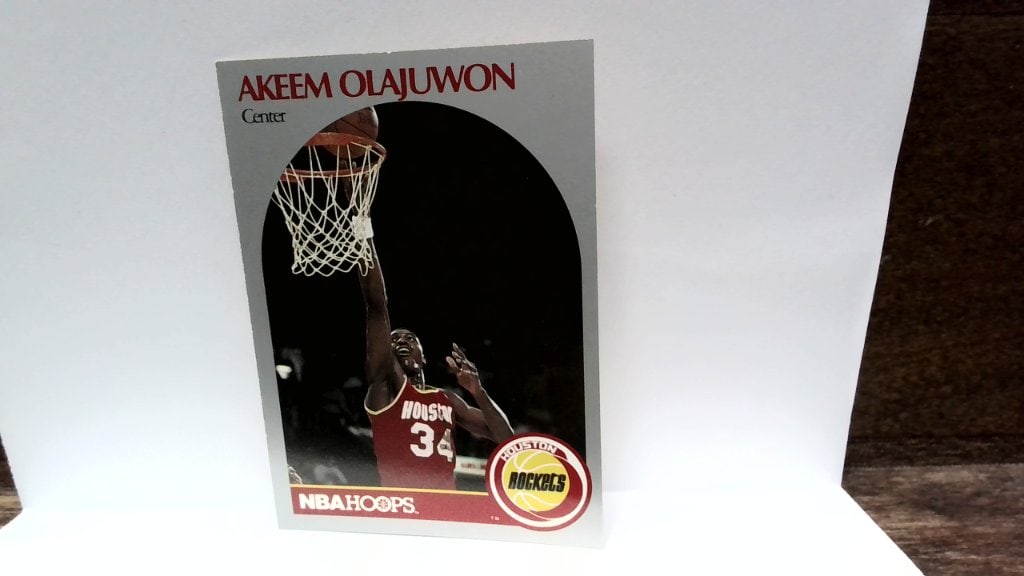 Vtg 1989 Akeem Olajuwon NBA Hoops Card (1 of 1)