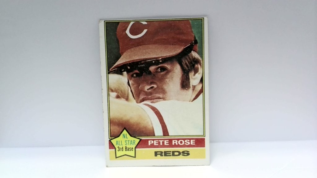 Vtg 1976 Topps Pete Rose Baseball Card No 240 (1 of 2)