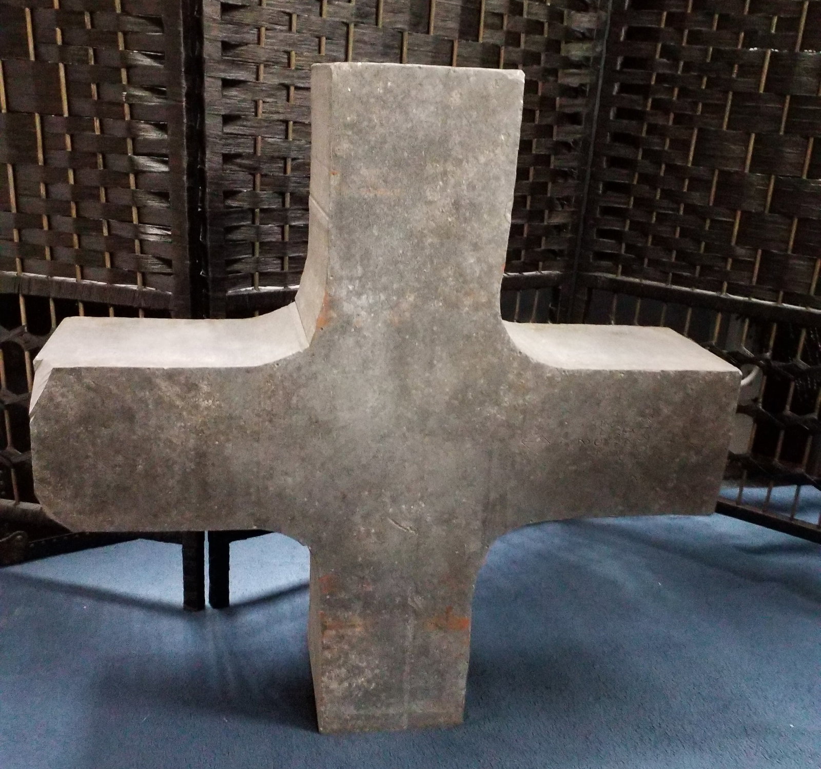 Vintage Titanium 1960,70s Four-blade main rotor hub (or "rotor star from Vintage Sikorsky Helicopter: Sold as a fantastic unique aerospace collectible. Great for your man cave or home decorative. Most definitely will be the talk of the evening with your gatherings. Looks like it from Outer space! High