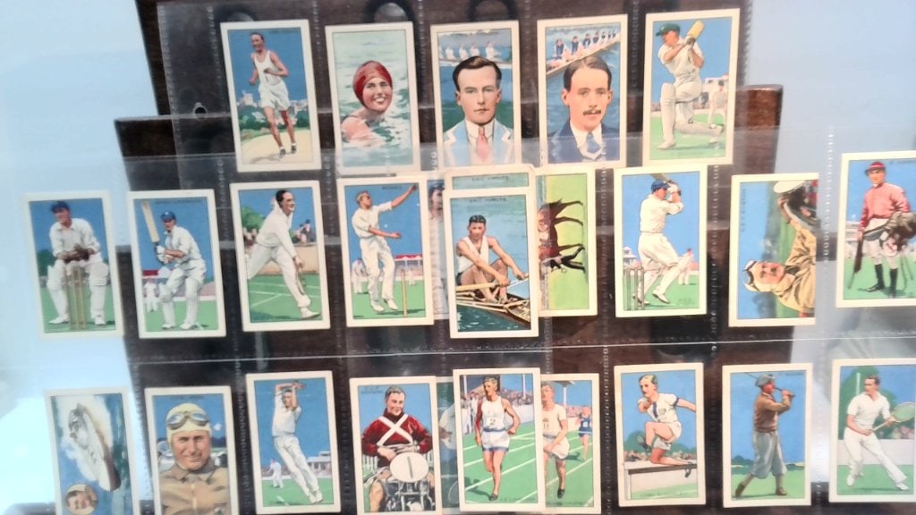 Vtg Wills Champions & Kellogg's Aircraft Cards (1 of 13)