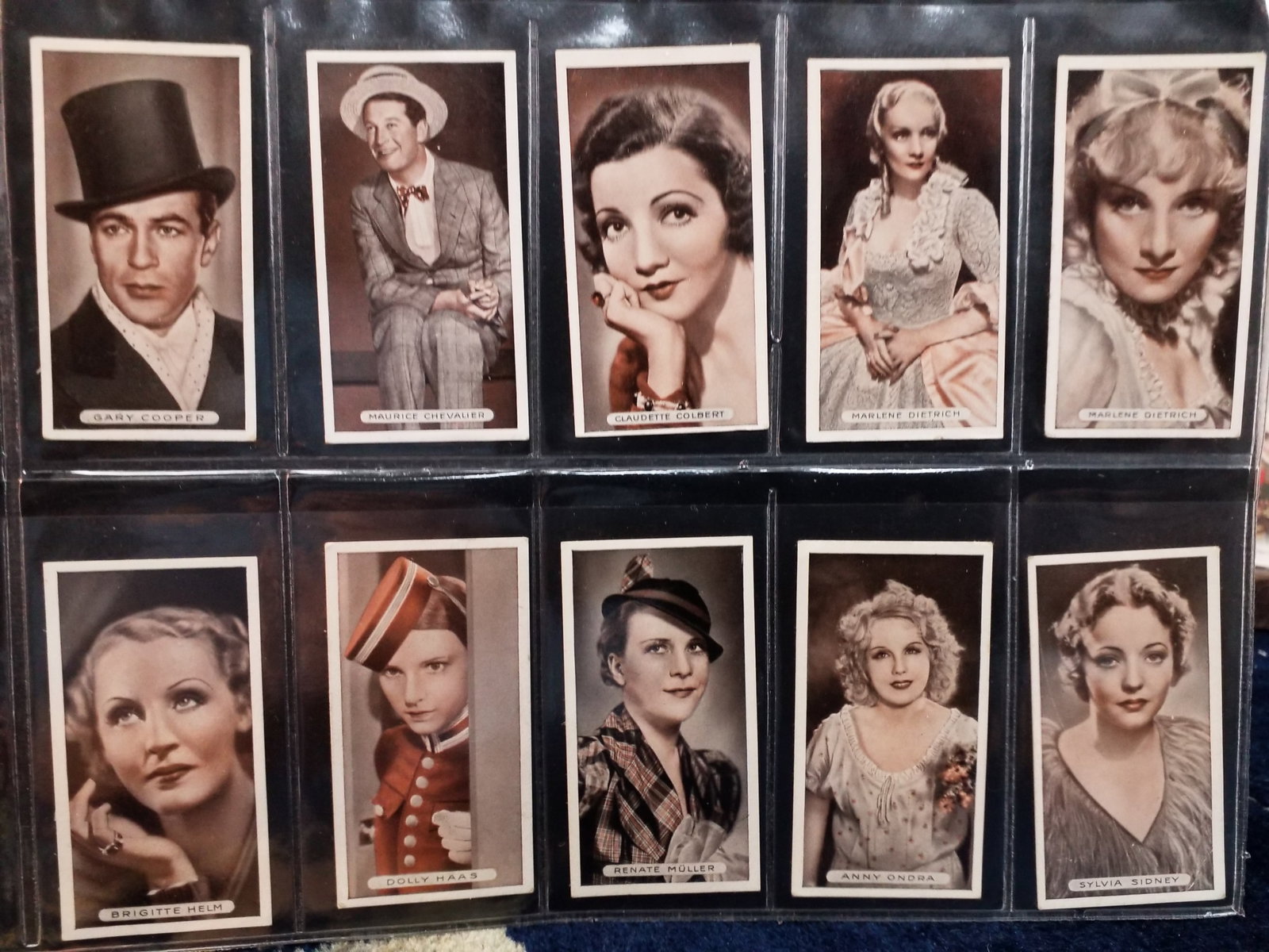 1934 Tobacco cards Famous Film Stars Ardath Cigarettes 50 cards set complete Hand Tinted real photos: Original Tobacco cards set in sheet protectors, Please view pictures. Many more Tobacco Cigarette cards available and being added to our current sale. Please keep check back for recent arrivals and ad