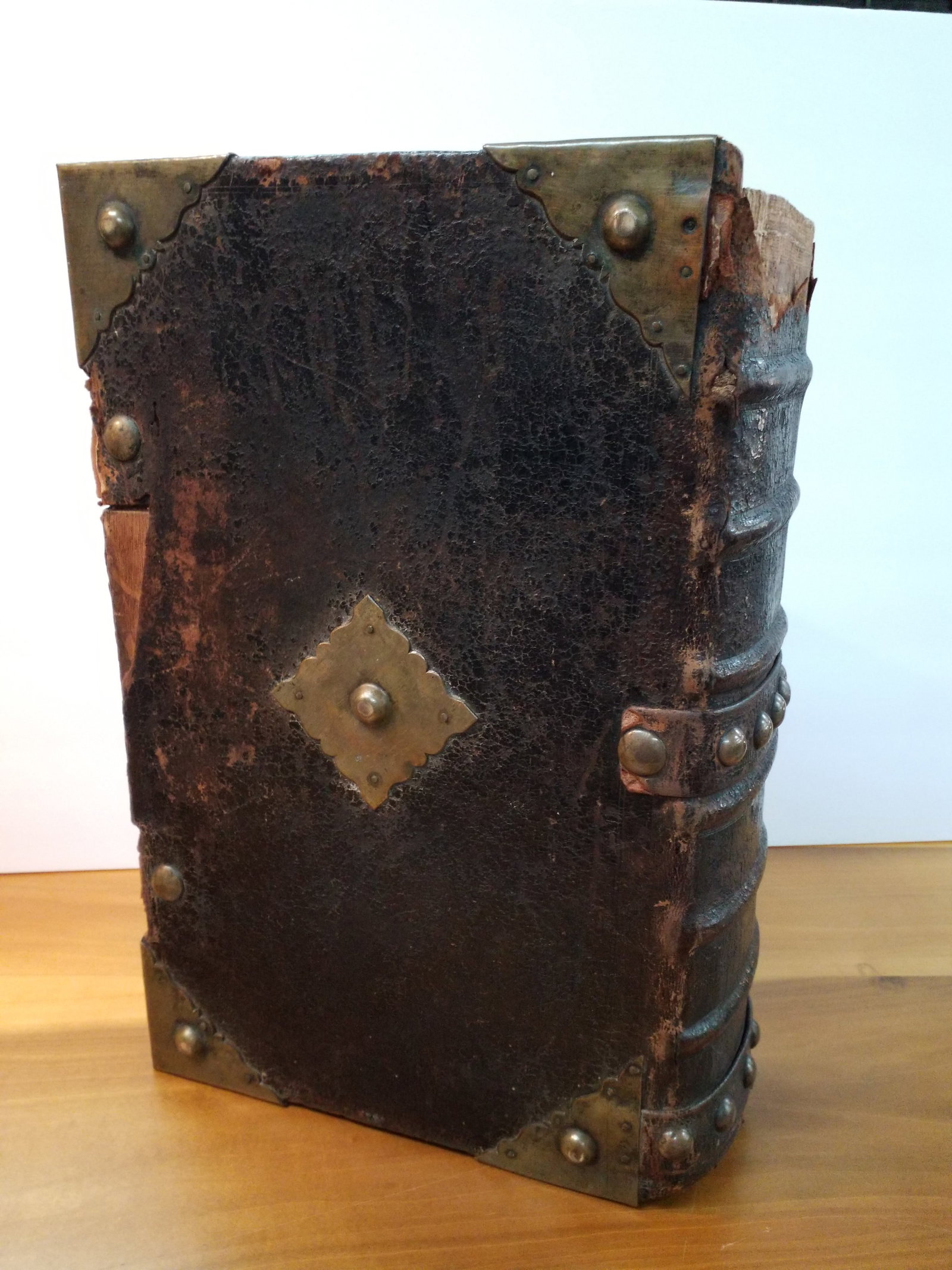 Bloody Drama or Martyrs Mirror 1748 1st ed. Largest Book Published in the 13 colonies pre Revolution (1 of 20)