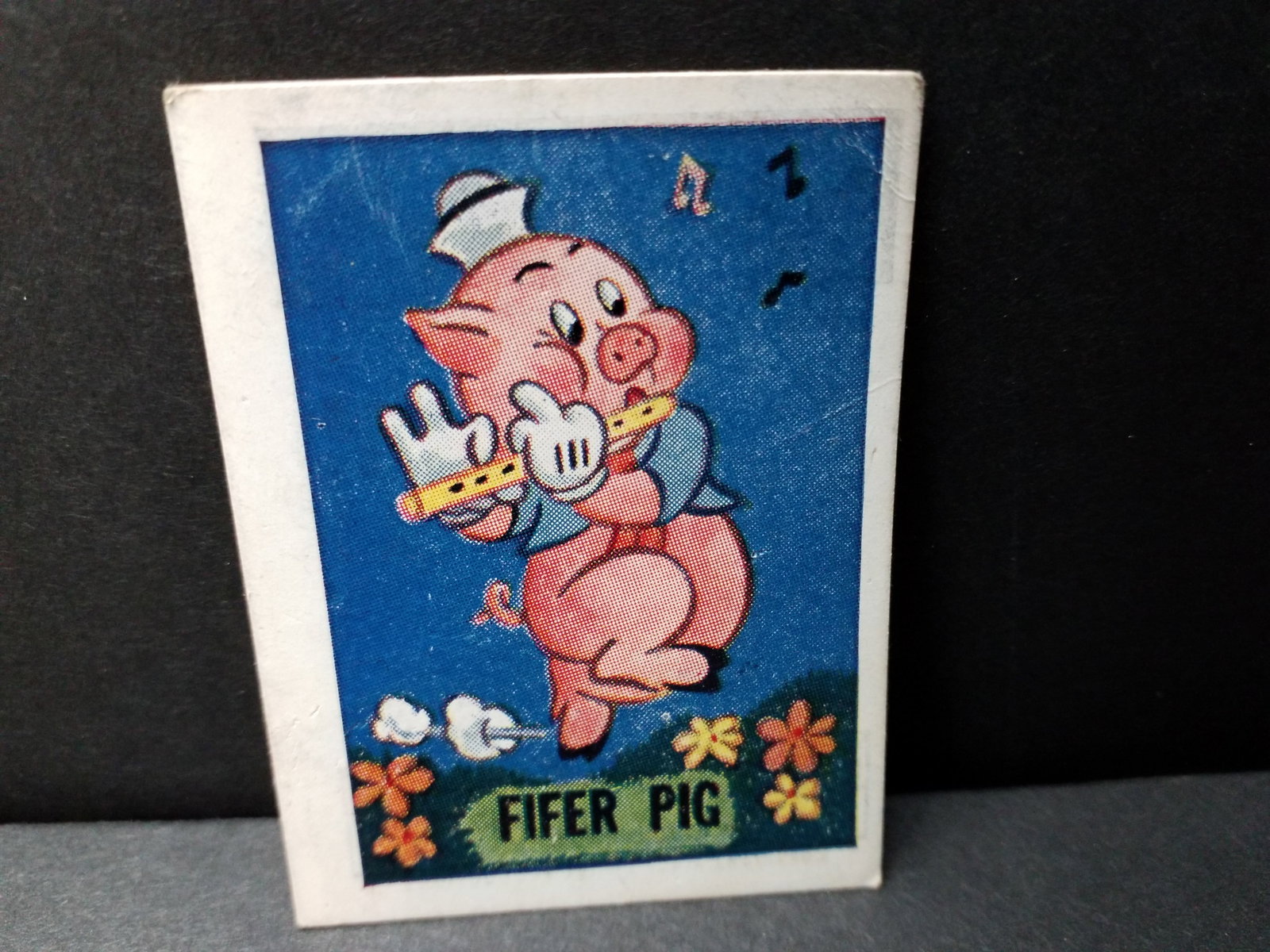 1955 Barratt Walt Disney Mickeys Sweet Cigarettes Card Fifer Pig of the 3 Little Pigs VG-VG+ (1 of 2)