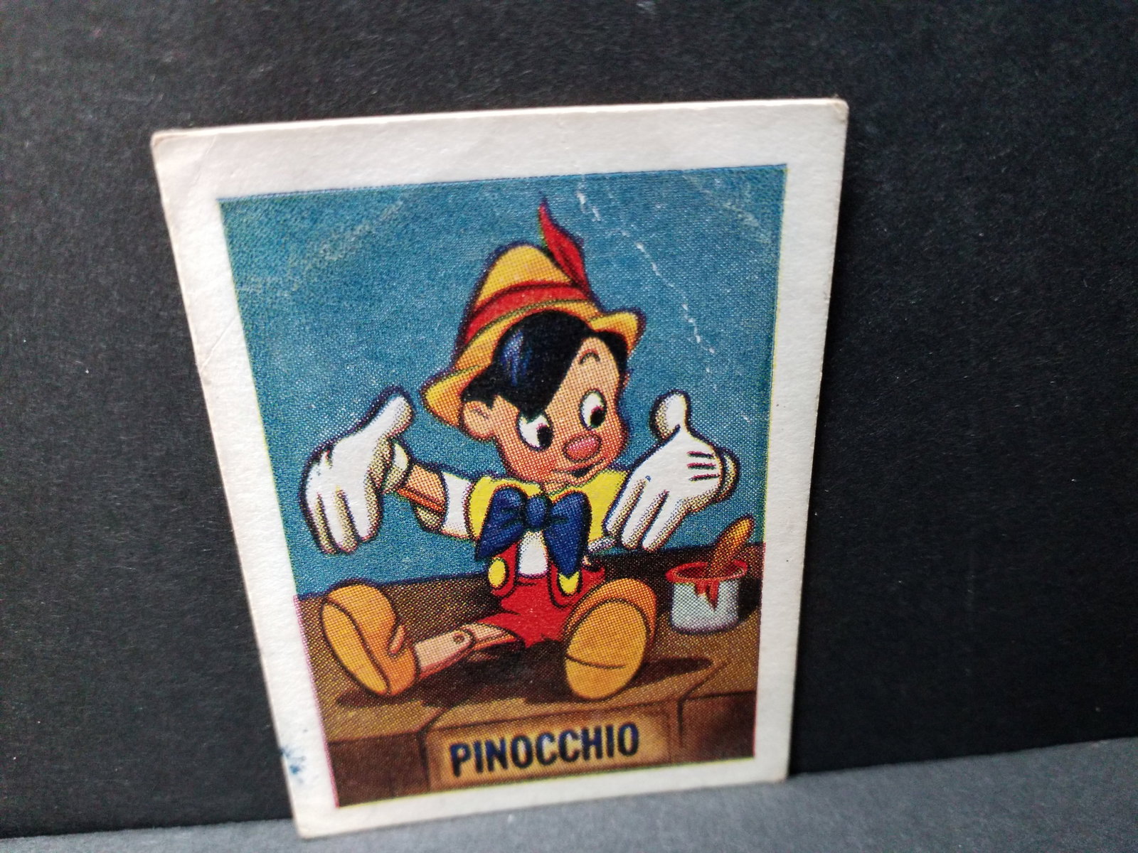 1955 Barratt Walt Disney Sweet Cigarettes Card Pinocchio VG-VG+: Original Walt Disney Mickeys Sweet Cigarette card, Many original Tobacco and trade cards being added to this our current auction. Please continue to check back for recent arrivals.