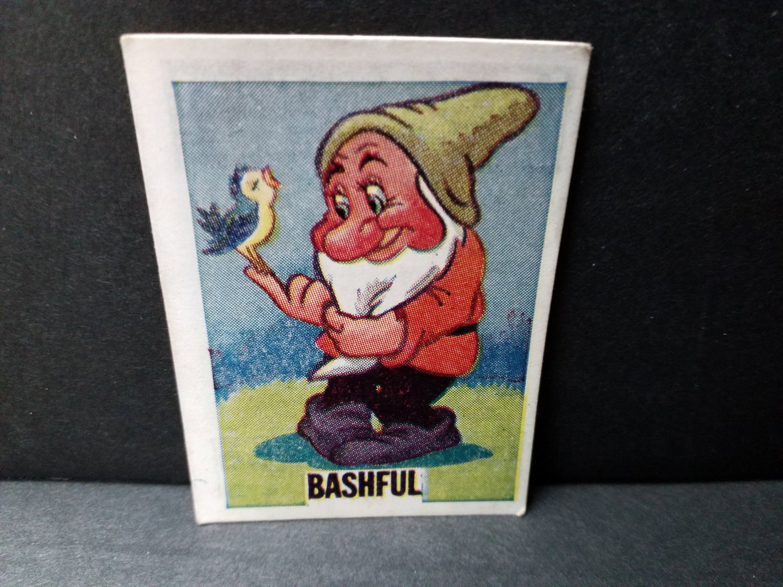 1955 Barratt Walt Disney Sweet Cigarettes Card Bashful VG-VG+ (1 of 2)