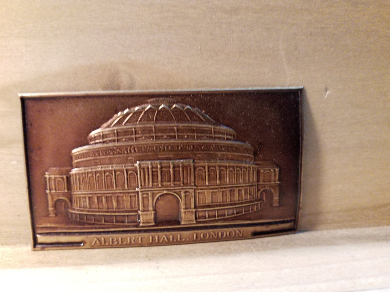 1934 Summit Tin Cigarette tobacco Cards Famous Buildings & Monuments Albert Hall London: An Early Unique Cigarette Tin Metal embossed Tobacco card. This antique metal card is stunning and a real eye catcher. Great Addition to your cigarette cards collection many others available.