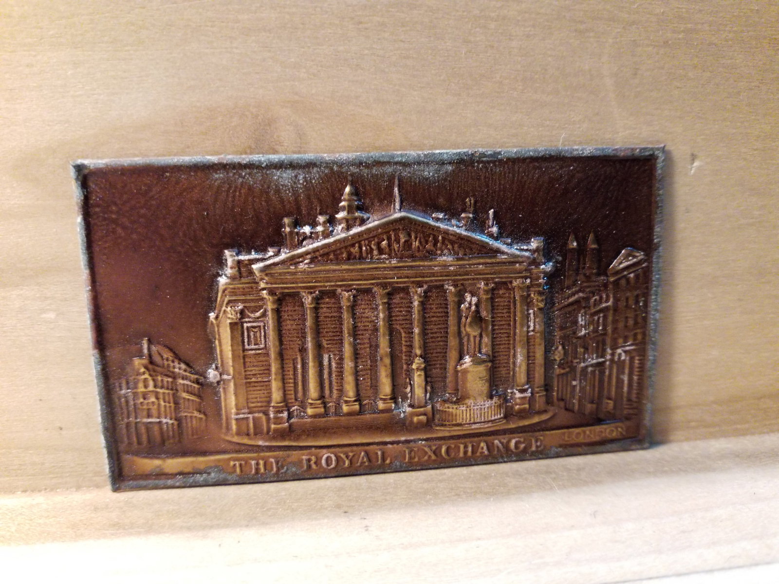 1934 Summit Tin Cigarette tobacco Cards Famous Buildings & Monuments The Royal Exchange London (1 of 2)