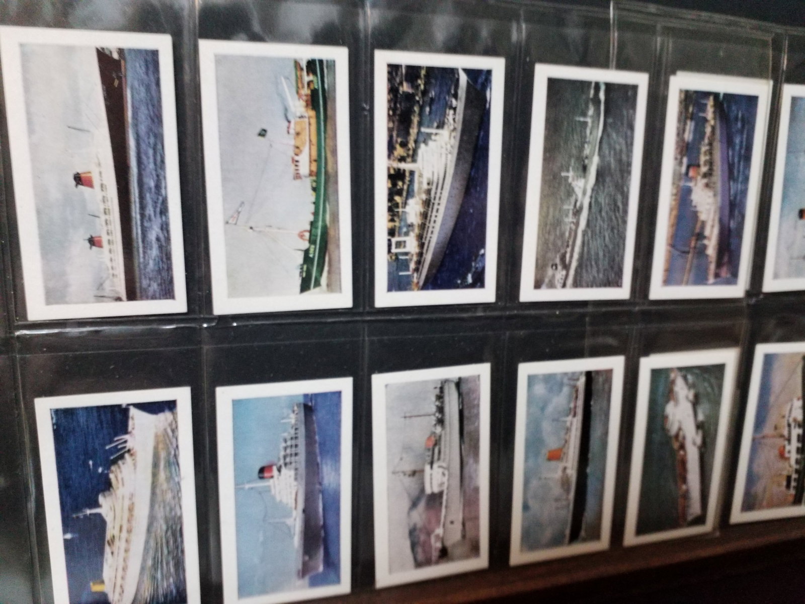 REDDINGS TEA/TRADE CARDS SHIPS OF THE WORLD SET OF 48, circa 1964 (1 of 5)