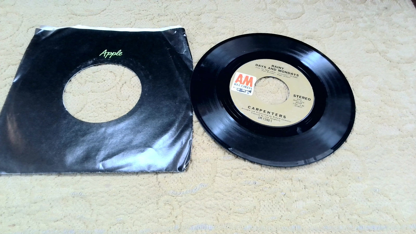 Carpenters Rainy Days And Mondays Saturday 1971 A&M Records 7" 45 RPM Tested: original 45, original sleeve, worn label,, a few scratches, still plays pretty well. . I have noted any surface scratches in the condition description. If there are surface scratches I have played the