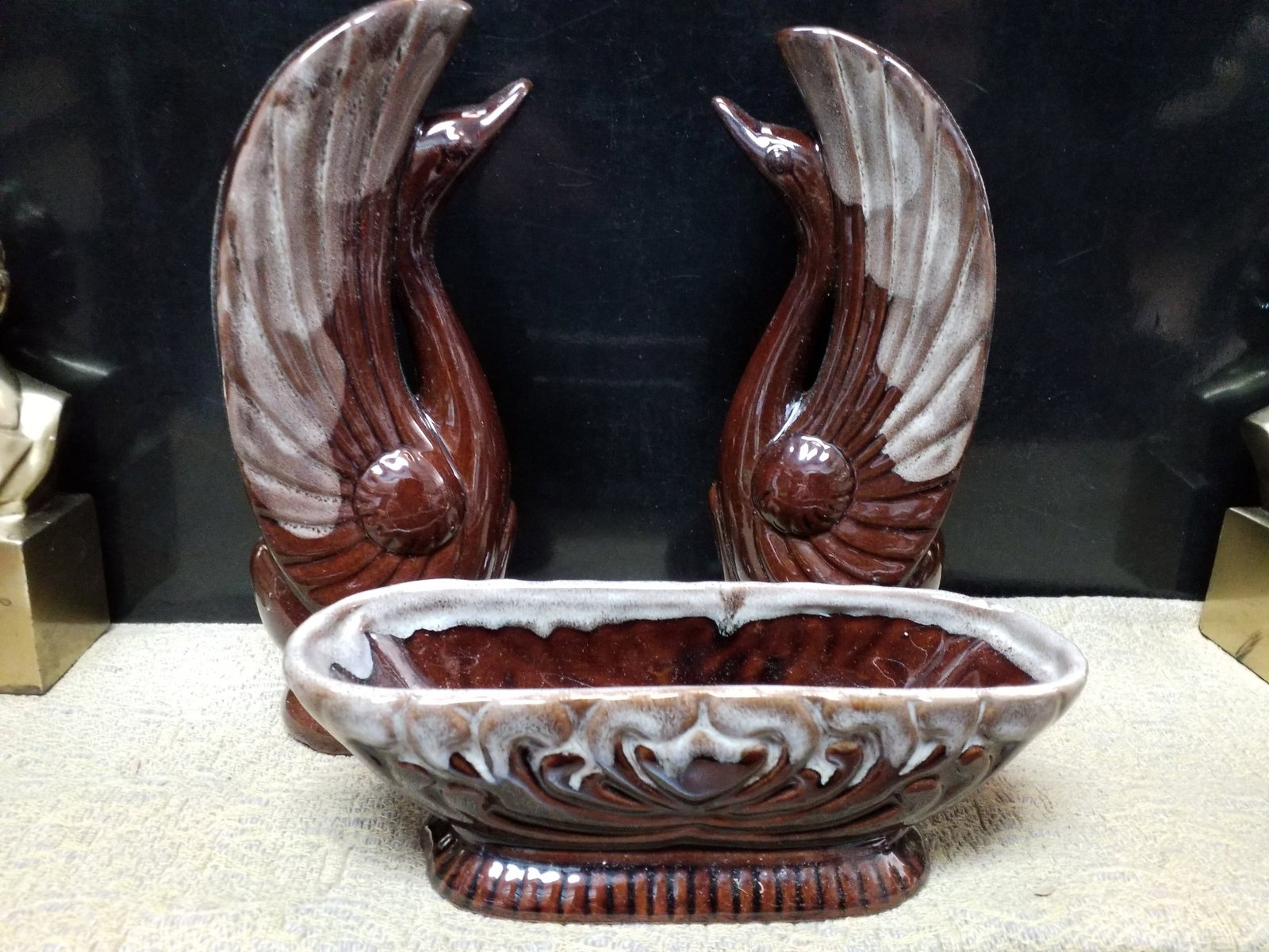 Vintage Swan Planter Set Rockingham Brown Drip Glaze Console Mid Century EXCELLENT Condition c348b: with original box, In Excellent condition, Number marked on bottom, with makers label.