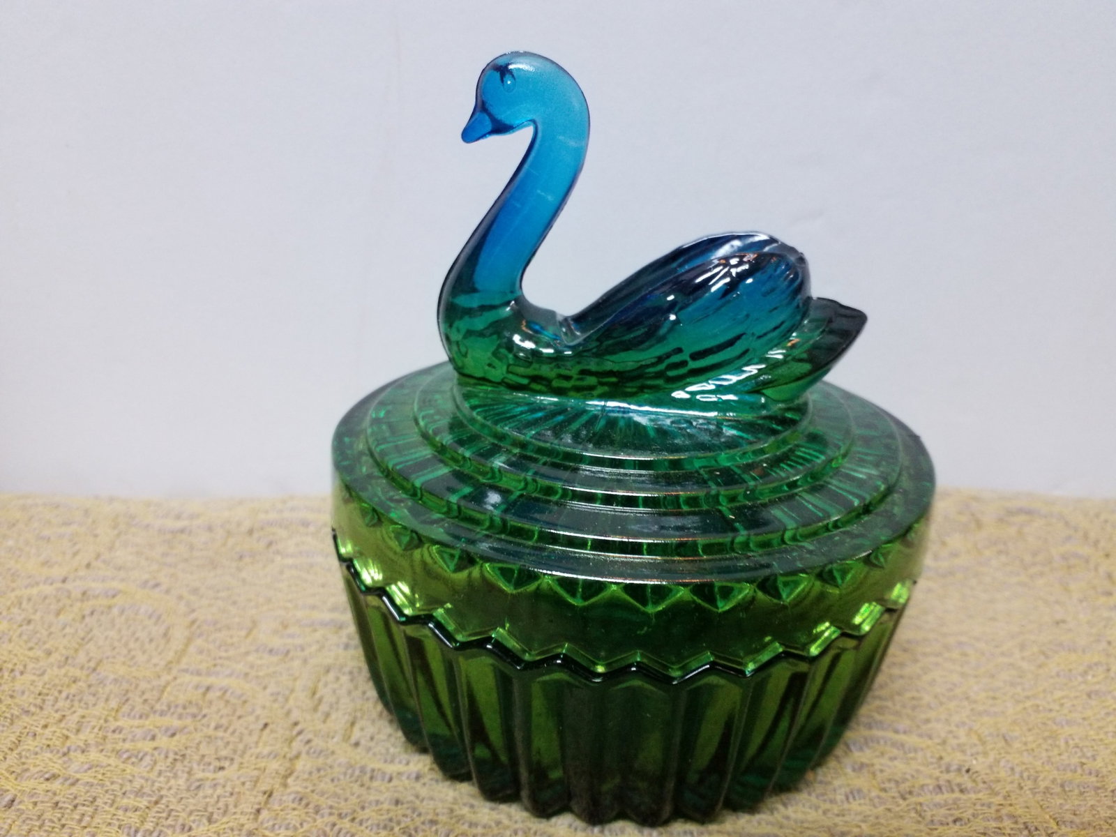 Vintage Jeanette Swan Covered Saw Tooth Dish Iridescent Blue/Green Lipstick Hold in original package: Wonderful condition, stunning piece, Measures: 4" tall x 6" in , 4.5 inches in diameter,