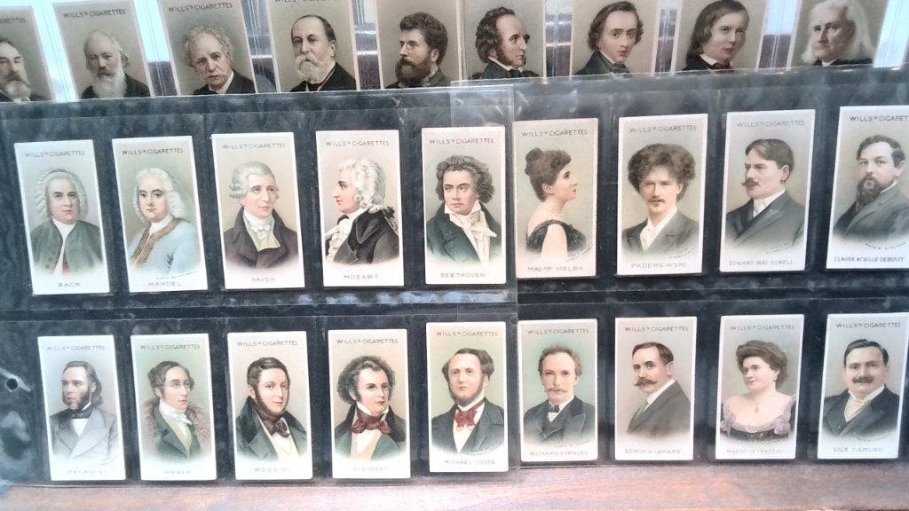 Wills Musical Celebrities Cigarette Cards (1 of 8)