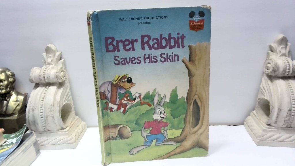 Walt Disney Brer Rabbit Saves His Skin Book (1 of 8)