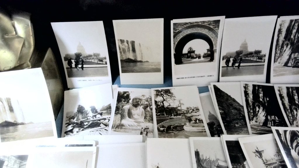 Vtg B&W Postcard Collection Global Landmarks (1 of 10)