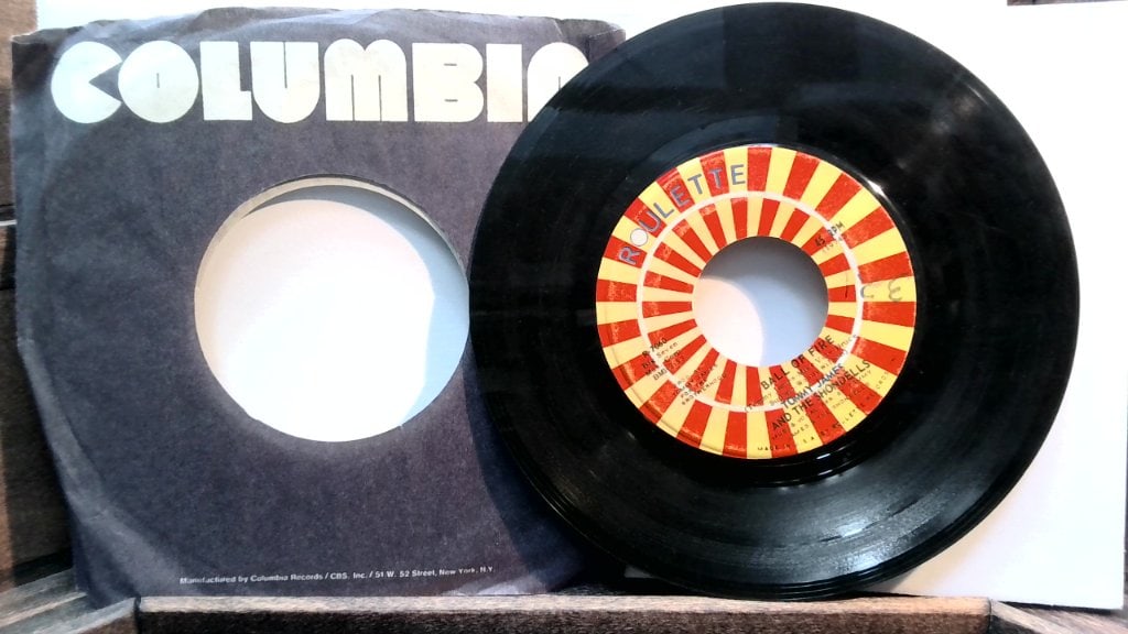 Vtg Tommy James 45 RPM Vinyl Record: Vtg Tommy James And The Shondells 45 RPM Vinyl Record, Roulette Records, Ball Of Fire, Makin Good Time, Columbia Sleeve.
