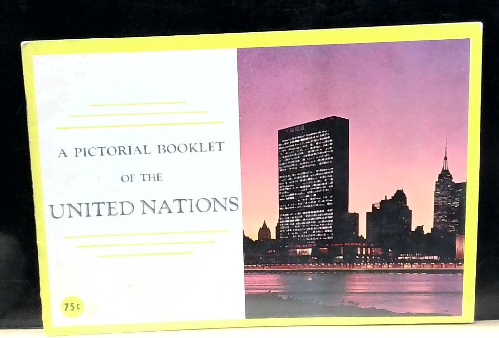 Vtg United Nations Pictorial Booklet (1 of 6)