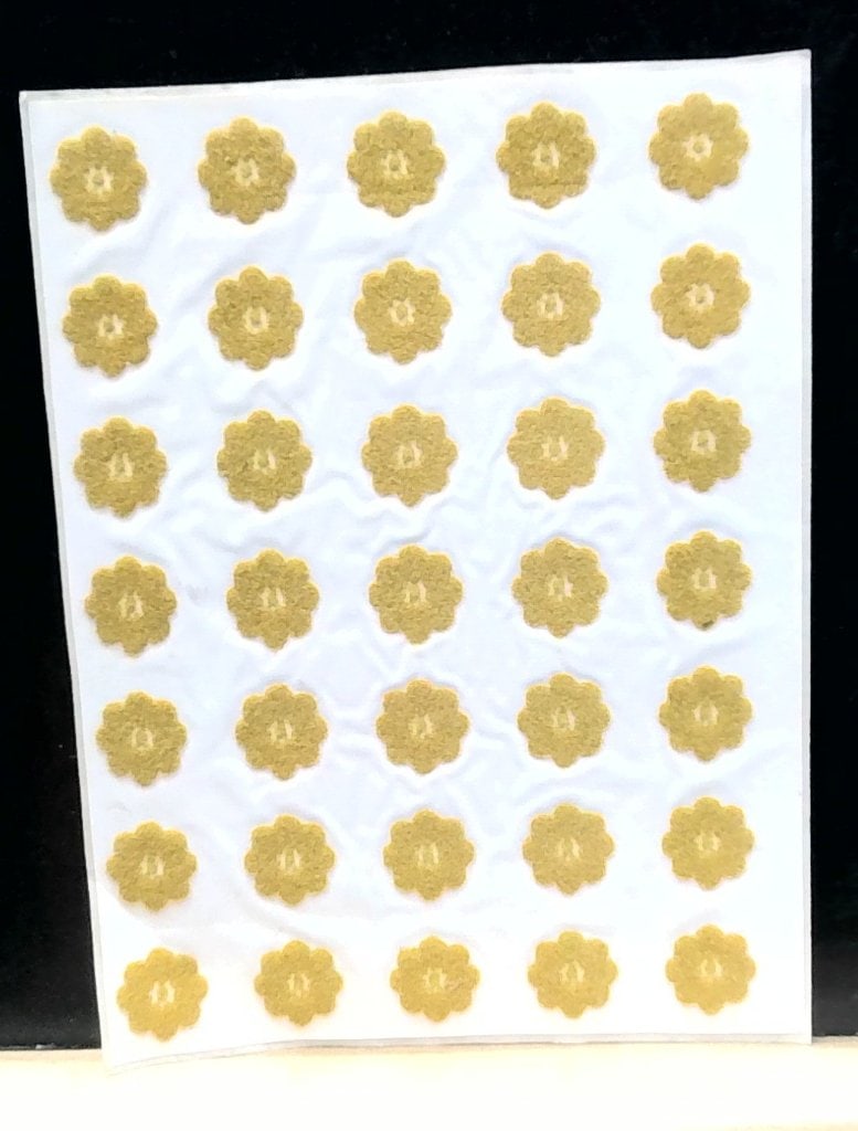 Vtg Con-Tact Brand Shelf Liner Floral (1 of 3)