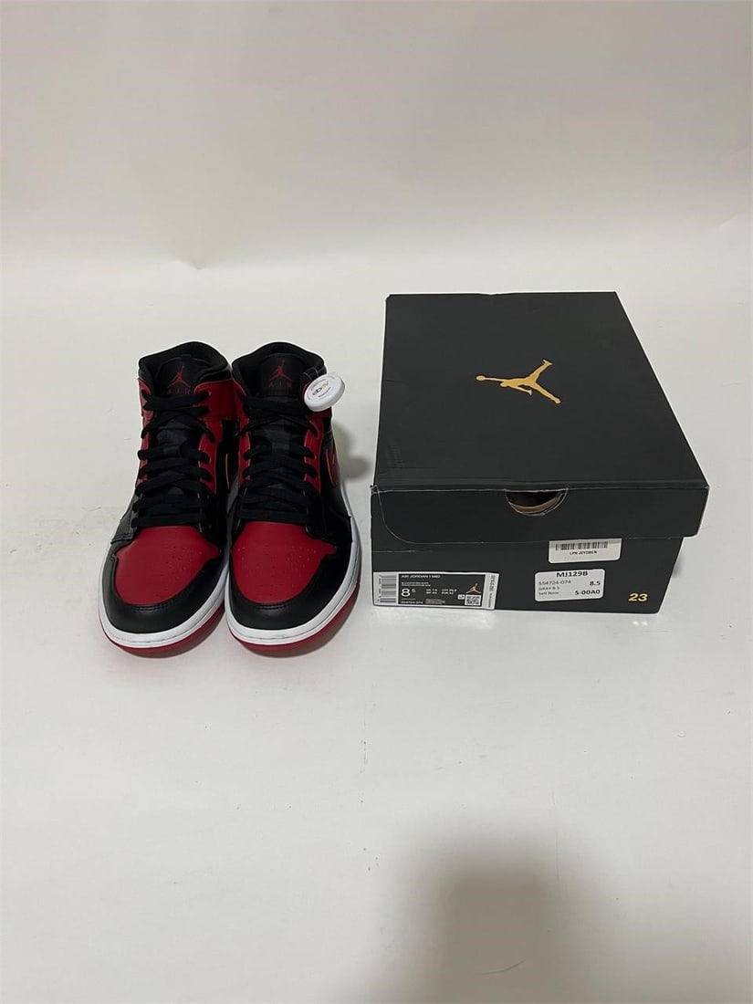 2020 Nike Air Jordan I Mid Banned (Size 8.5) (COA): 2020 Nike Air Jordan 1 Mid “Banned” (Men’s Size 8.5) 2020 Nike Air Jordan 1 Mid “Banned” NBA Basketball Shoes (Men’s Size 8.5) (Original Box – All Pairs) (Brand New / New In Box 