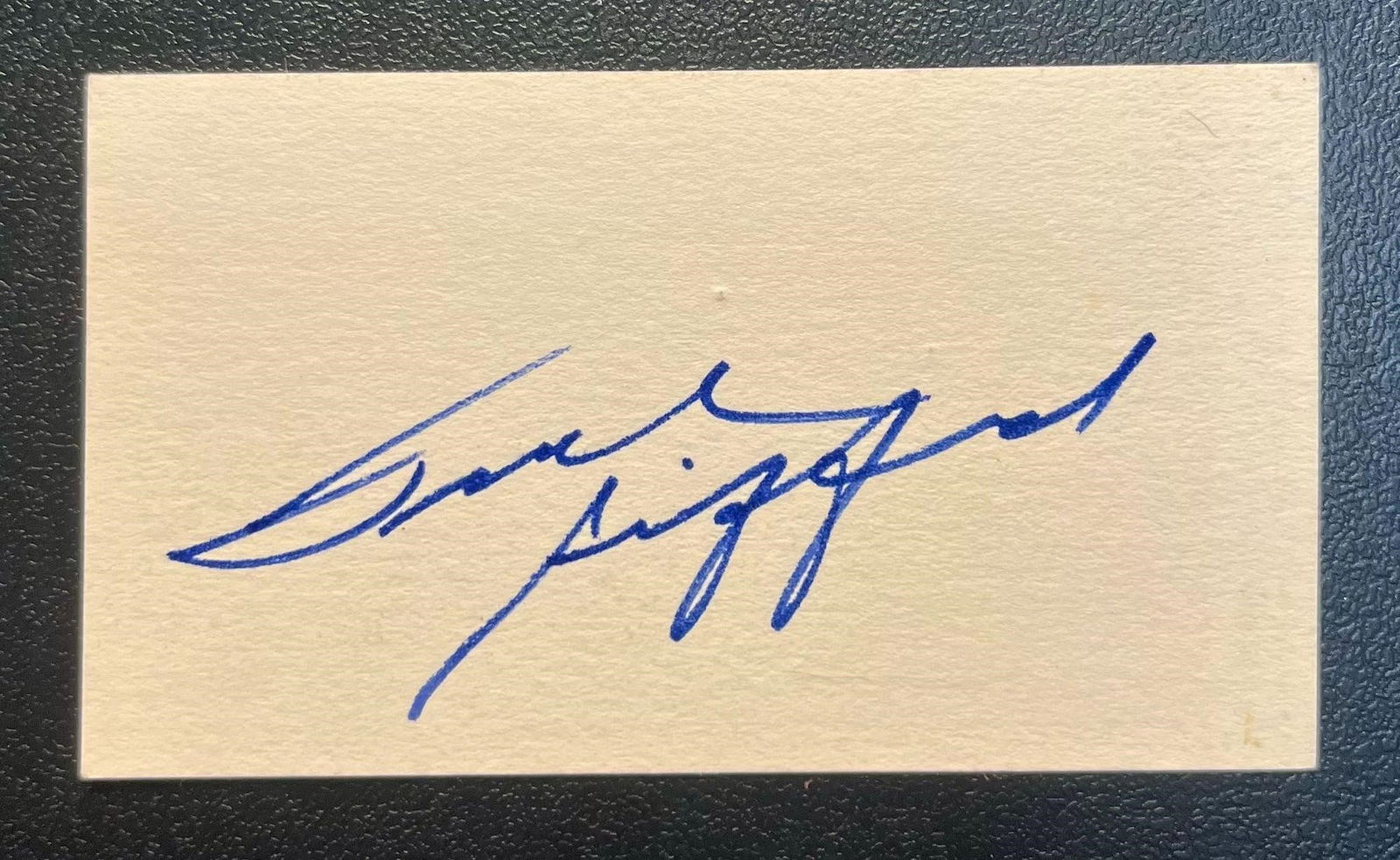 Frank Gifford Signed Cut Index Card (1 of 3)