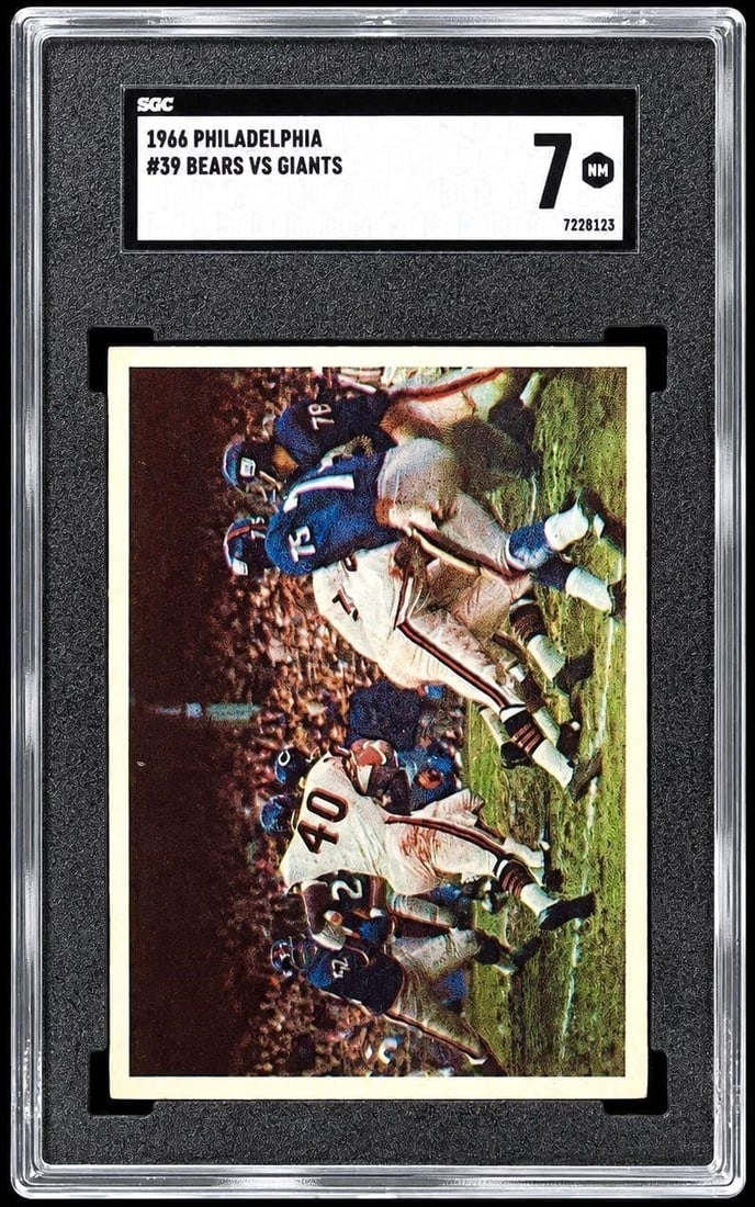 1966 Philadelphia #39 Bears VS Giants (SGC 7): 1966 Philadelphia #39 Bears Play Card (Gale Sayers) NFL Football Trading Card (SGC 7 NM) (SGC Certification: 7228123). Capturing one of the most electrifying players in NFL history at the very