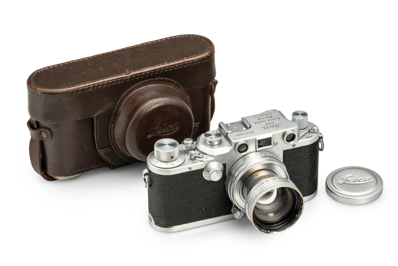 Leica IIIc chrome 'Luftwaffen-Eigentum' (1 of 15)