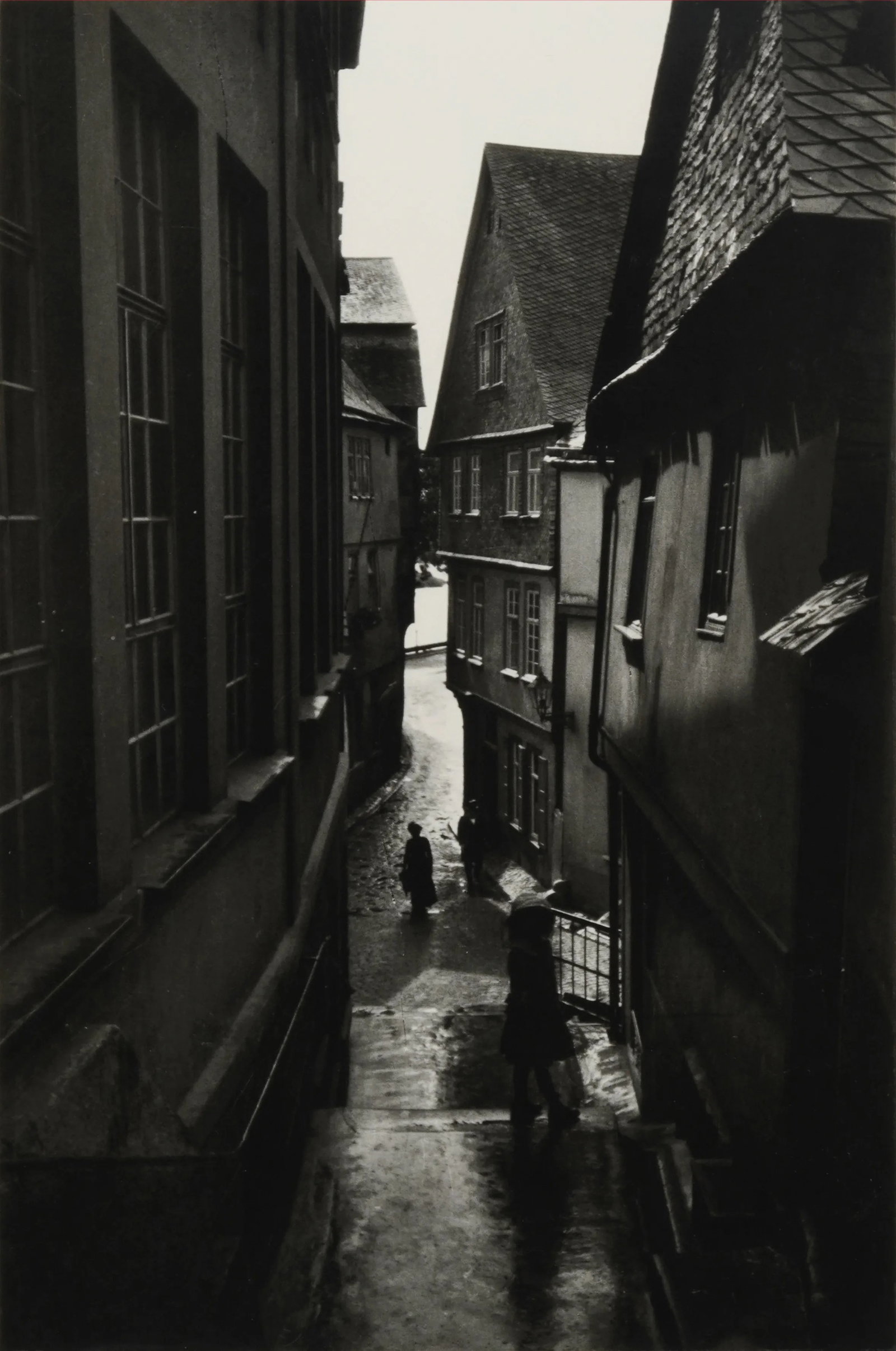 Work from the "Barnack Edition 2004", Archive No. 60: Medium: Gelatin-silver print made from Leica's archival negative, produced in Leica's own laboratory on Berger Prestige VCB Style baryta paper Edition: 48/100 Framing: Archivally mounted and stored in