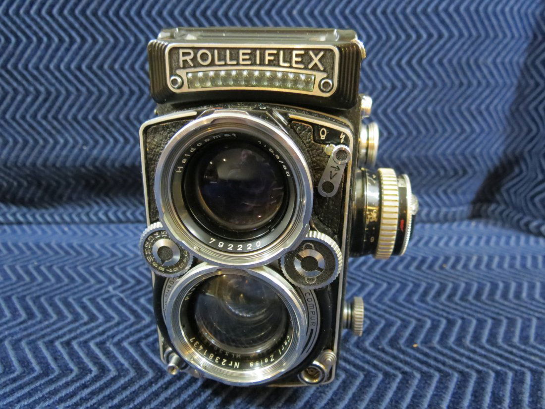 ROLLEIFLEX 2.8E TLR CAMERA W/ ZEISS 80MM PLANAR LENS SN (1 of 19)