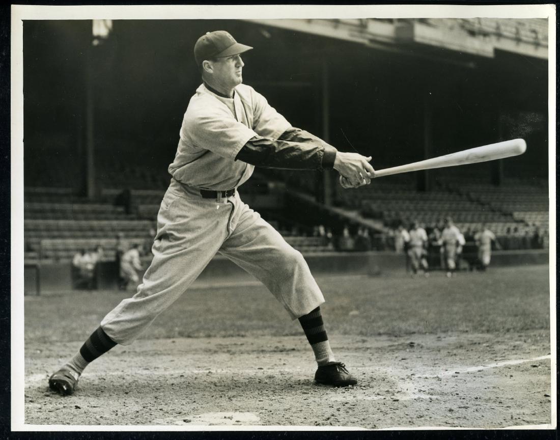 1943 Schoolboy Rowe Phillies Baseball News Service (1 of 2)