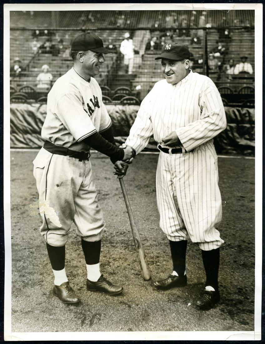 1932 World Series Yankees Cubs Baseball Photo: Managers Joe McCarthy and Charlie Grimm before the World Series. Dated 8/28/32. 7 x 9. Excellent condition.