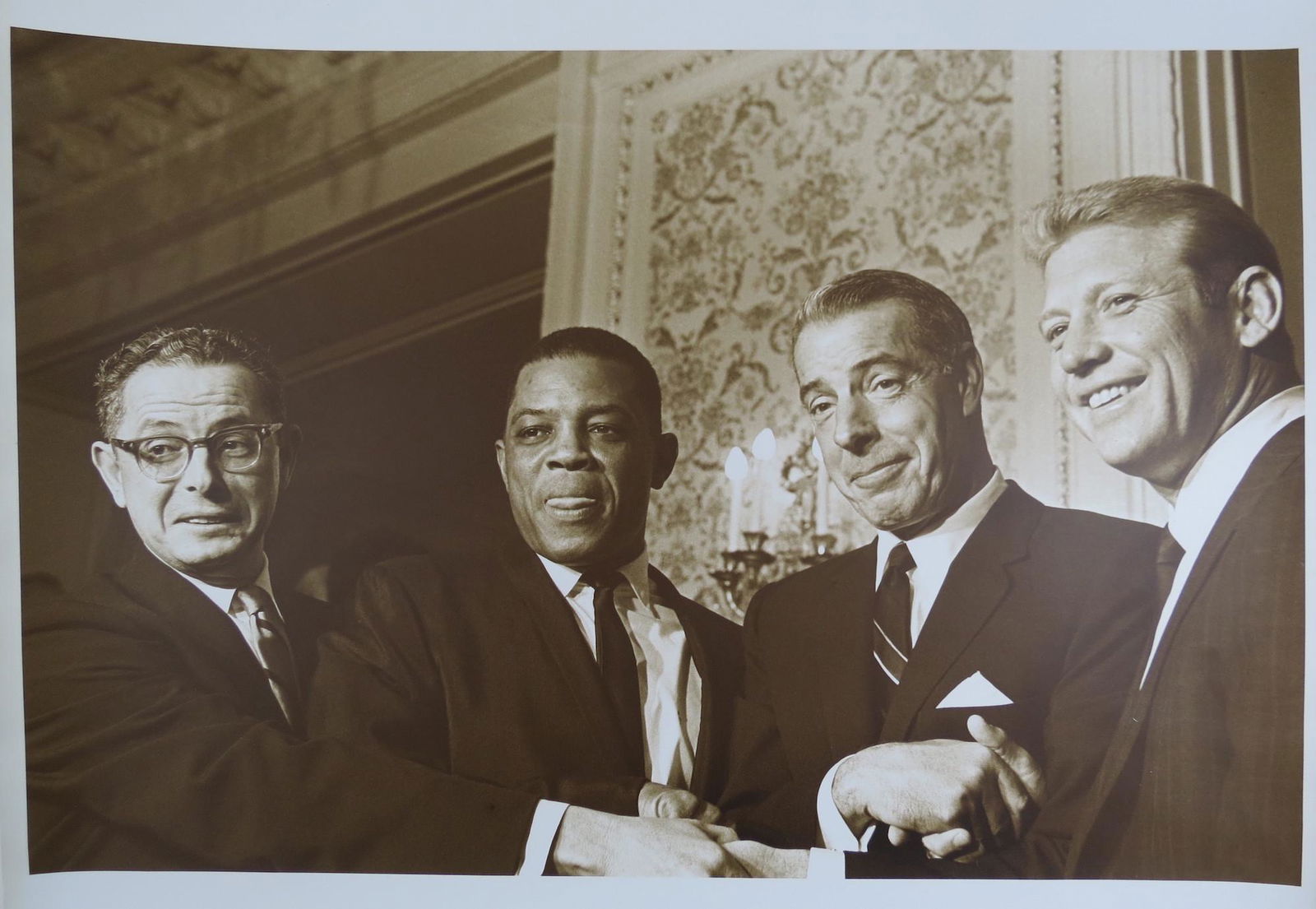 1969 Mickey Mantle Willie Mays 16 x 20 Photo (1 of 4)